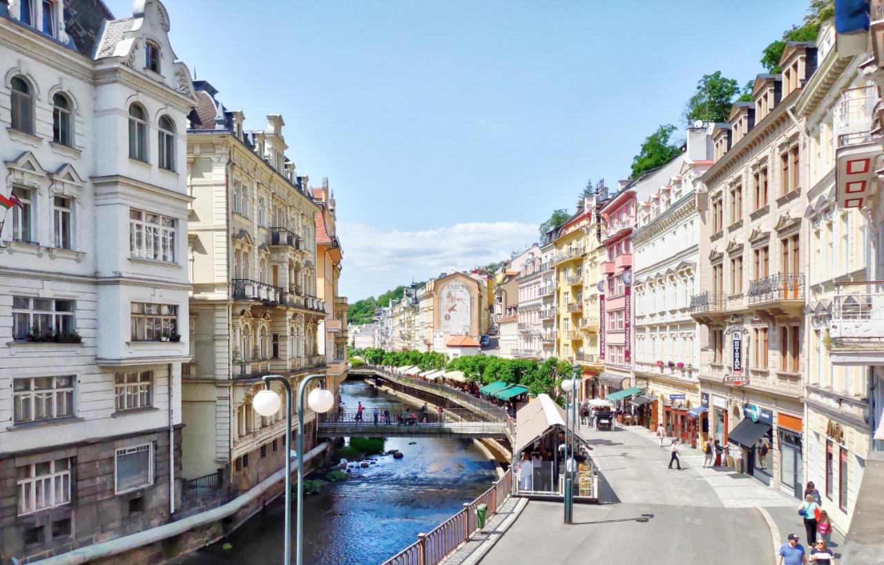 Karlsbad Family Apartment Екстериор снимка